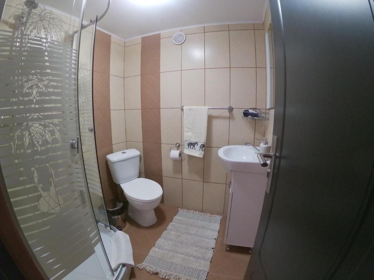 Casa De Oaspeti Laura Rîşnov Exteriör bild